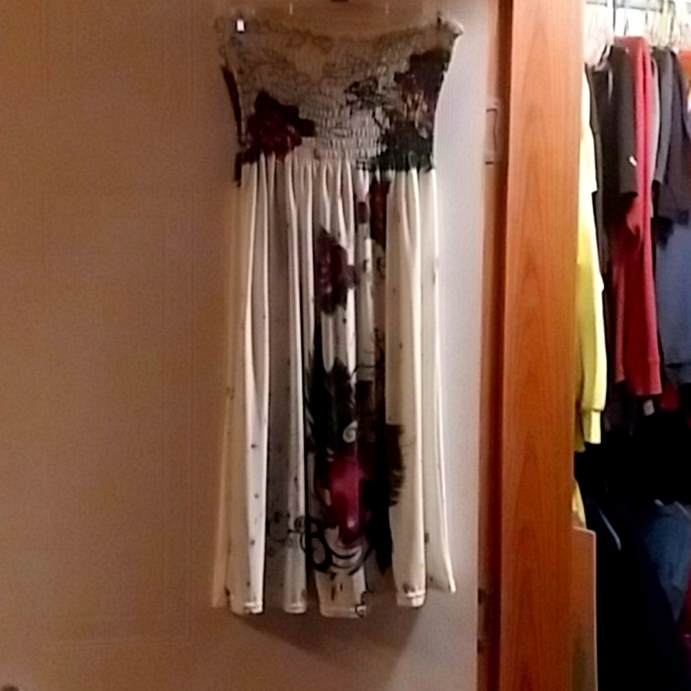Strapless dress